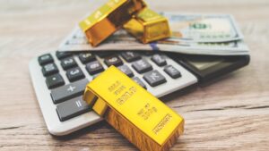 Guldtackor, miniräknare och pengar